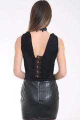 Bodysuit de cuello de halter de corte de ribete de crochet